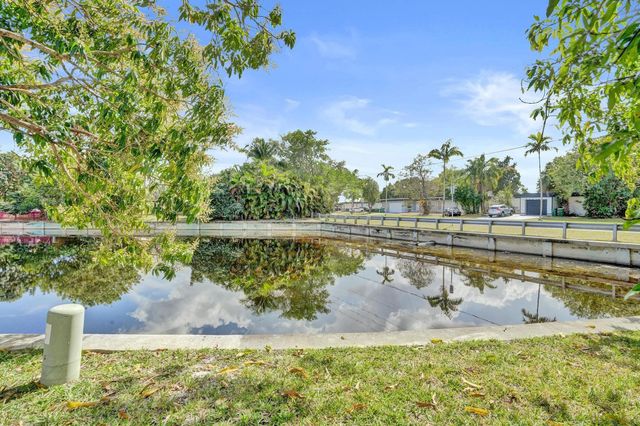 7018 NW 64th Street, Tamarac, FL 33321