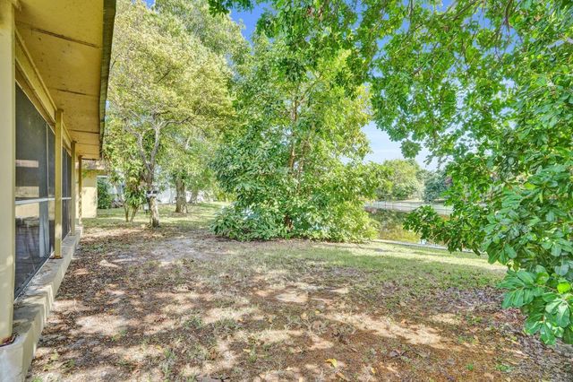 7018 NW 64th Street, Tamarac, FL 33321