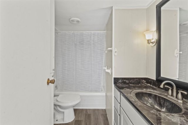 426 HATCHETT CREEK ROAD, Venice, FL 34285