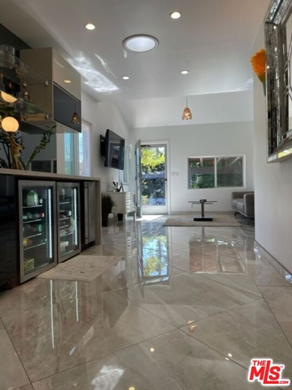 Image 18 of property listing at 425 Sunridge Street, Playa Del Rey, CA 90293