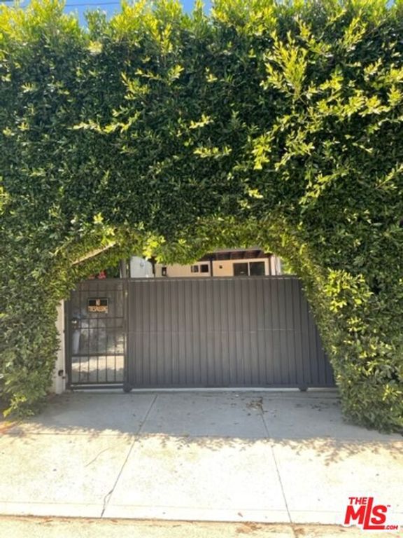 Image 24 of property listing at 425 Sunridge Street, Playa Del Rey, CA 90293