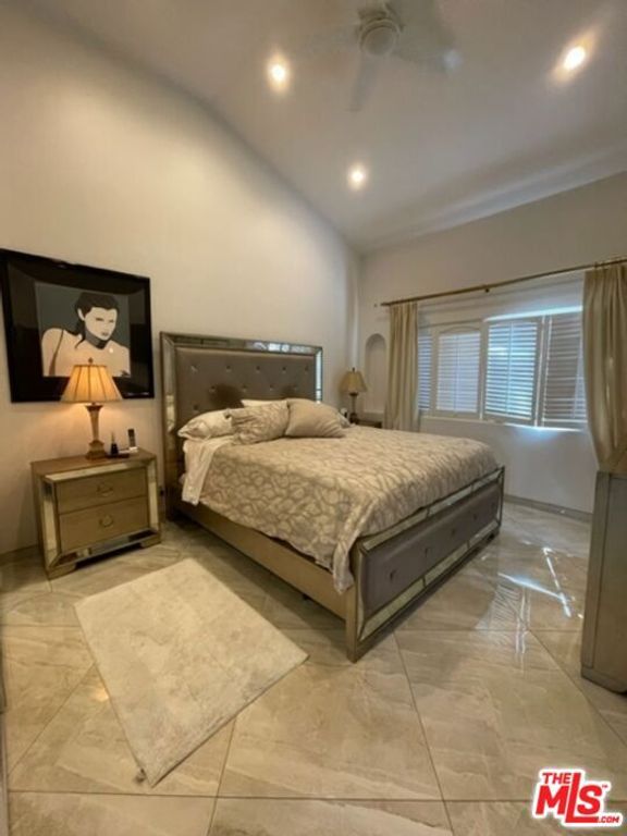 Image 27 of property listing at 425 Sunridge Street, Playa Del Rey, CA 90293