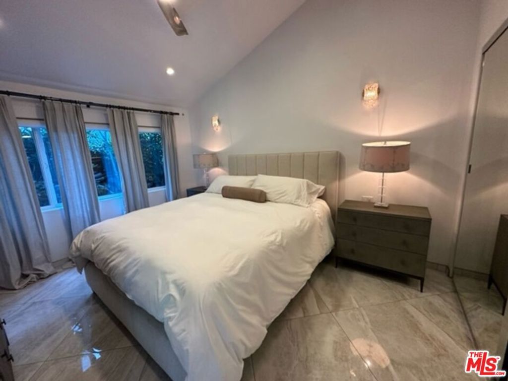Image 45 of property listing at 425 Sunridge Street, Playa Del Rey, CA 90293