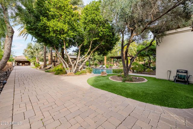 1128 E DESERT Court, Gilbert, AZ 85234