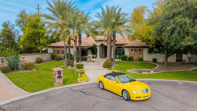 1128 E DESERT Court, Gilbert, AZ 85234