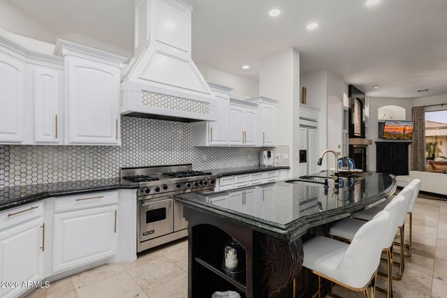 1128 E DESERT Court, Gilbert, AZ 85234