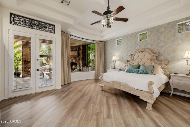 1128 E DESERT Court, Gilbert, AZ 85234