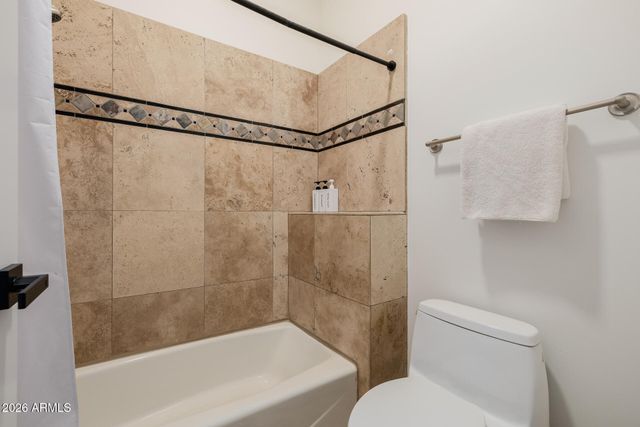 1128 E DESERT Court, Gilbert, AZ 85234