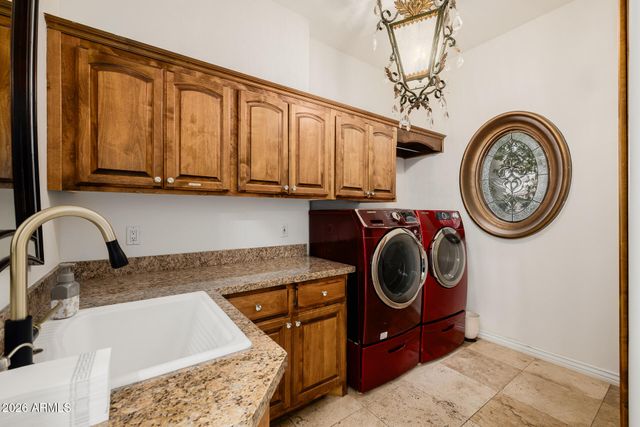 1128 E DESERT Court, Gilbert, AZ 85234