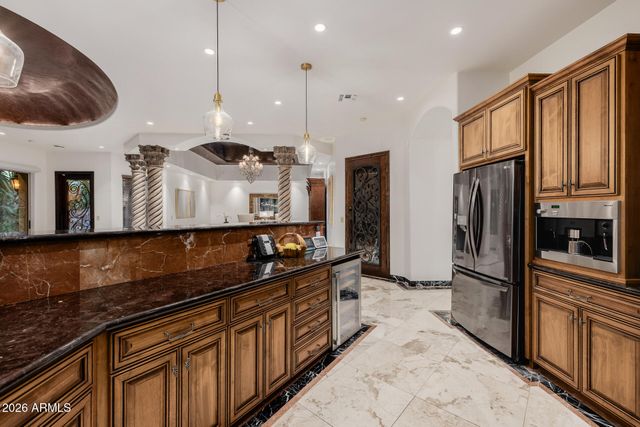 1128 E DESERT Court, Gilbert, AZ 85234