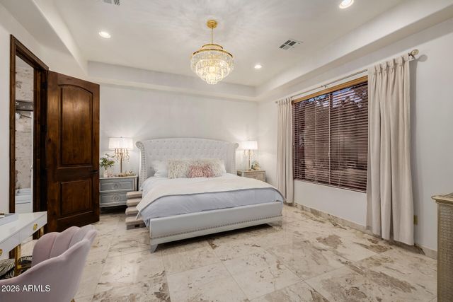 1128 E DESERT Court, Gilbert, AZ 85234