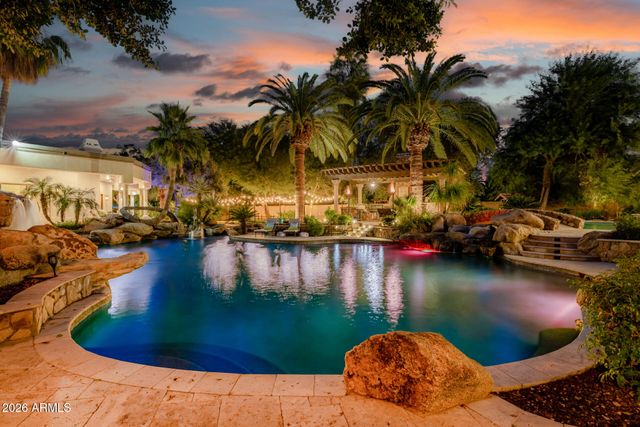 1128 E DESERT Court, Gilbert, AZ 85234