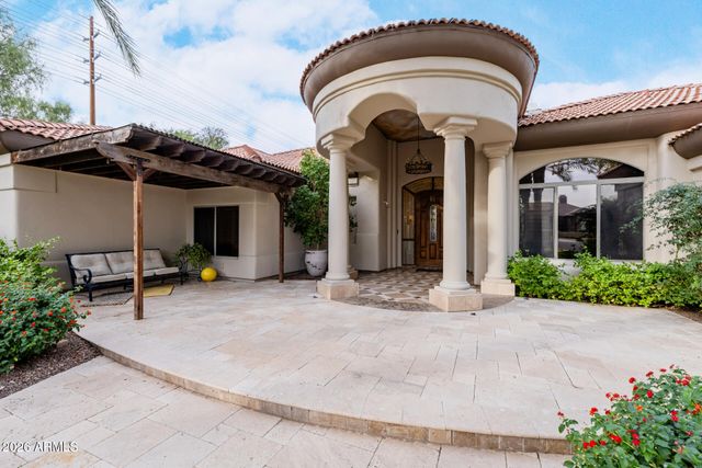 1128 E DESERT Court, Gilbert, AZ 85234