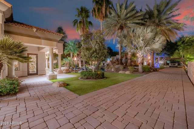 1128 E DESERT Court, Gilbert, AZ 85234