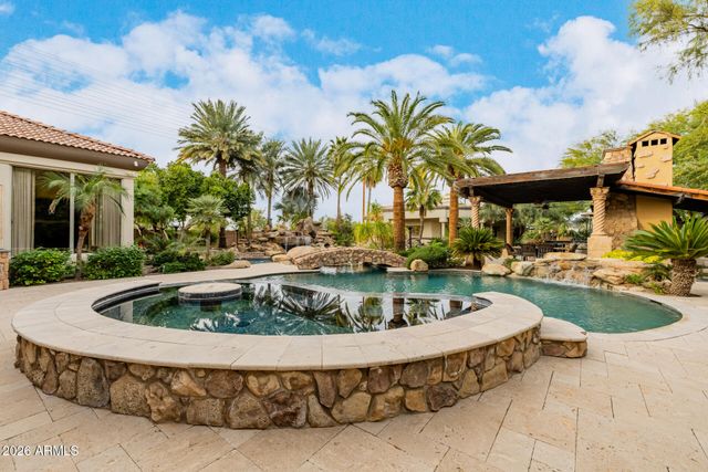 1128 E DESERT Court, Gilbert, AZ 85234