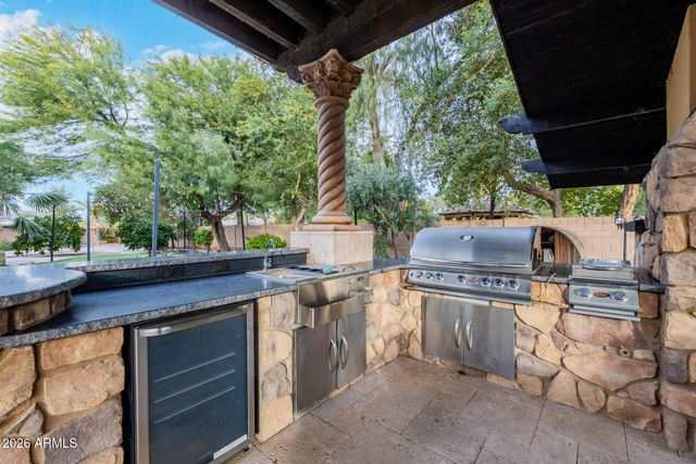 1128 E DESERT Court, Gilbert, AZ 85234