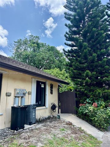 151 Essex Road 430, Hollywood, FL 33024