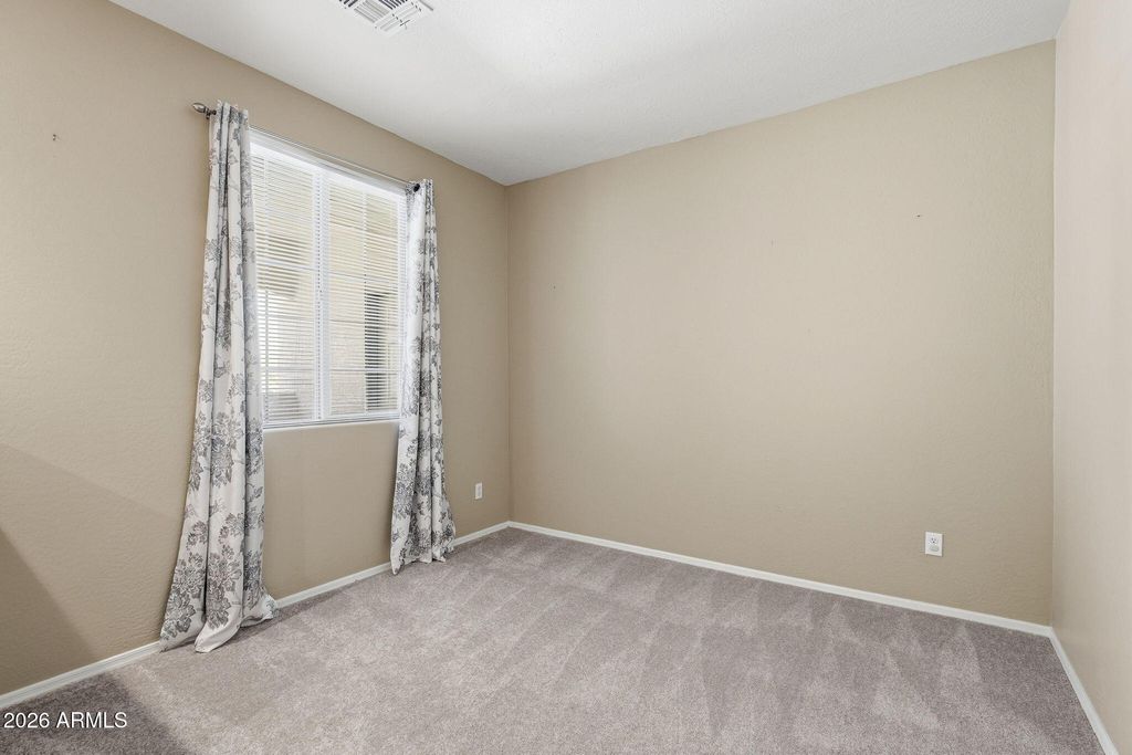 Image 13 of property listing at 187 S 172ND Drive, Goodyear, AZ 85338
