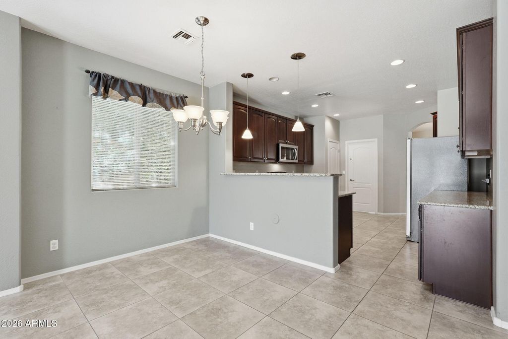 Image 19 of property listing at 187 S 172ND Drive, Goodyear, AZ 85338
