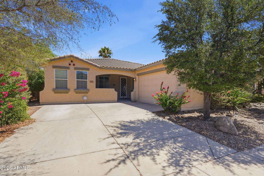 Image 3 of property listing at 187 S 172ND Drive, Goodyear, AZ 85338