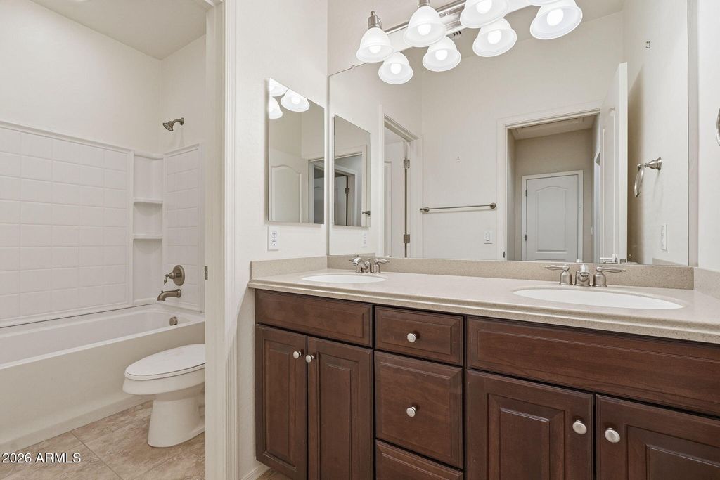 Image 40 of property listing at 187 S 172ND Drive, Goodyear, AZ 85338