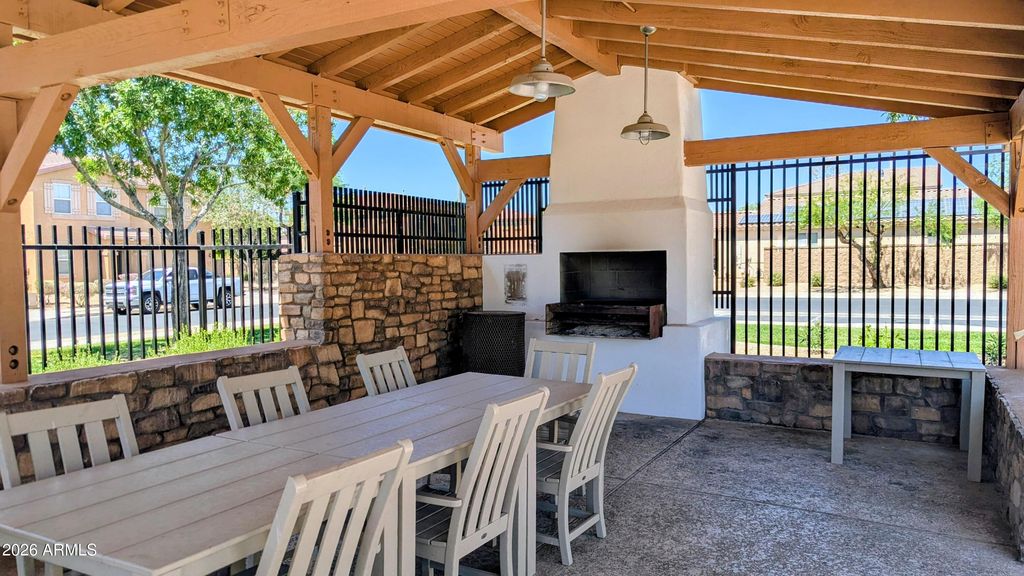 Image 58 of property listing at 187 S 172ND Drive, Goodyear, AZ 85338