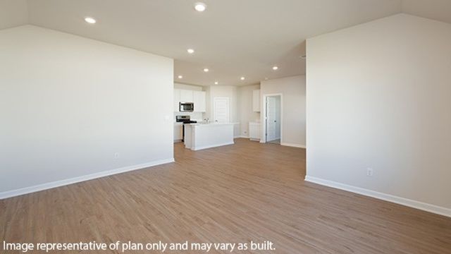 10304 NW 28th Street, Yukon, OK 73099