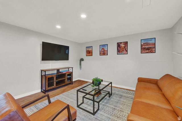 343 E SCOTT AVE, South Salt Lake, UT 84115