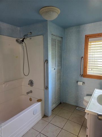 941 Burlingham Street, Oxford, MI 48371