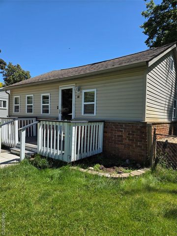 941 Burlingham Street, Oxford, MI 48371