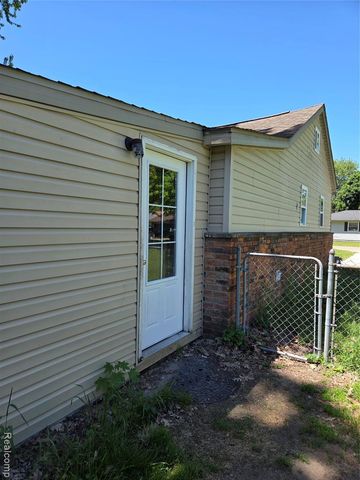 941 Burlingham Street, Oxford, MI 48371