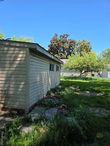 941 Burlingham Street, Oxford, MI 48371