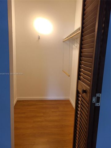 10520 Buttonwood Avenue 10520, Pembroke Pines, FL 33026