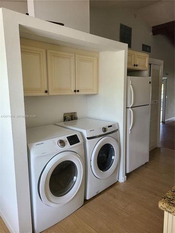 10520 Buttonwood Avenue 10520, Pembroke Pines, FL 33026