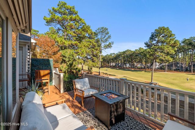 140 Cochrane Castle Circle, Pinehurst, NC 28374