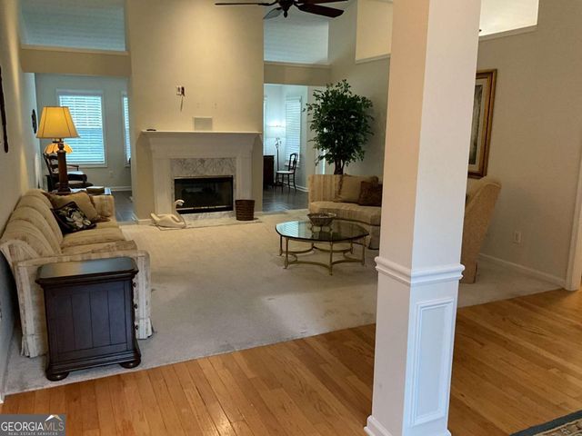 6237 Saddlehorse Drive, Flowery Branch, GA 30542