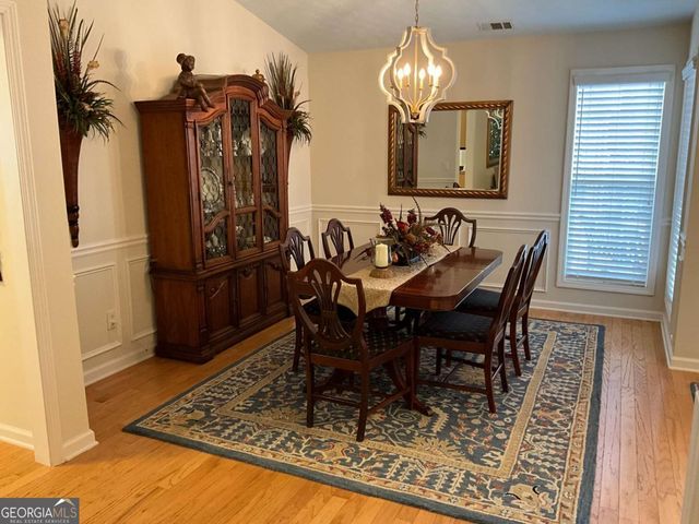 6237 Saddlehorse Drive, Flowery Branch, GA 30542