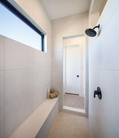 2015 Crown Lake Drive, Missouri City, TX 77459