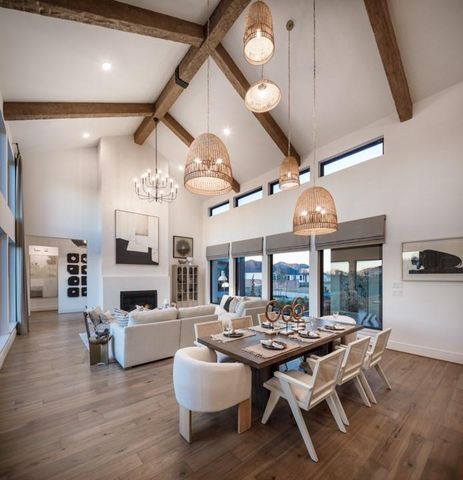 2015 Crown Lake Drive, Missouri City, TX 77459