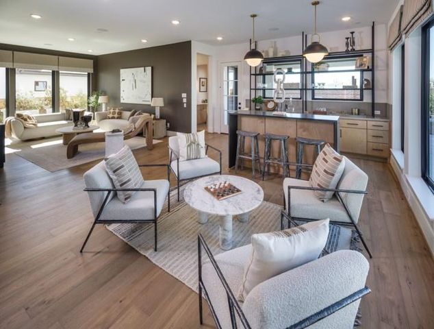 2015 Crown Lake Drive, Missouri City, TX 77459