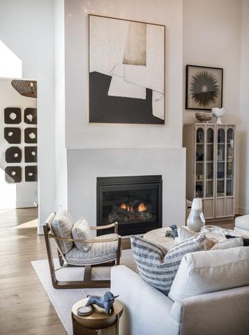 2015 Crown Lake Drive, Missouri City, TX 77459