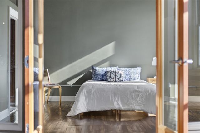 120 S 15th St 201, South Side, PA 15203