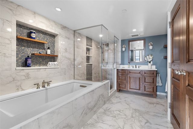 120 S 15th St 201, South Side, PA 15203