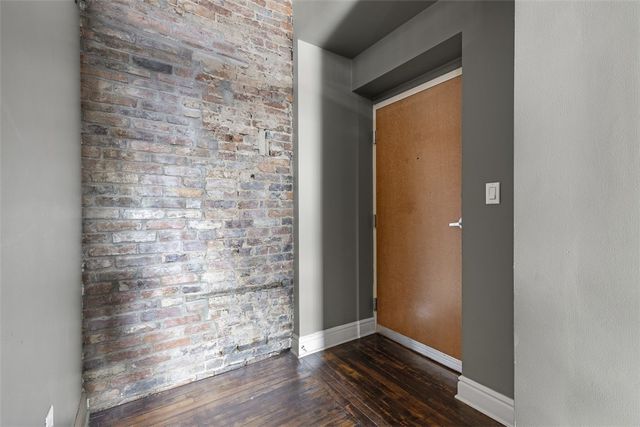 120 S 15th St 201, South Side, PA 15203