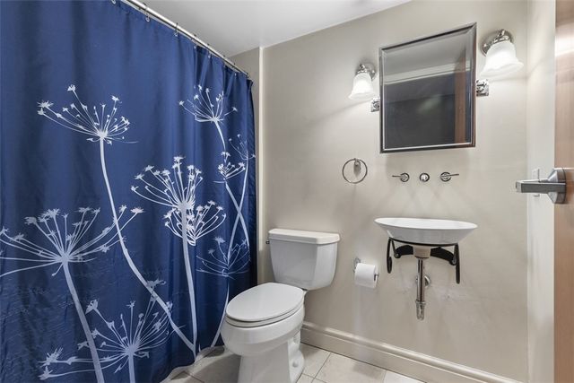 120 S 15th St 201, South Side, PA 15203