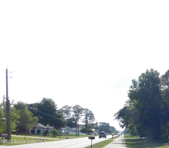 1055 Pace Drive NW, Palm Bay, FL 32907