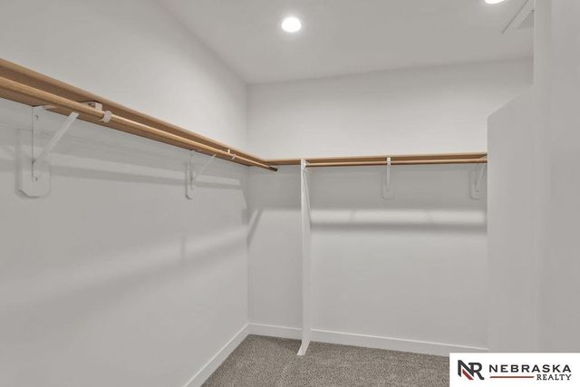 12359 Elk Ridge Circle, Papillion, NE 68046