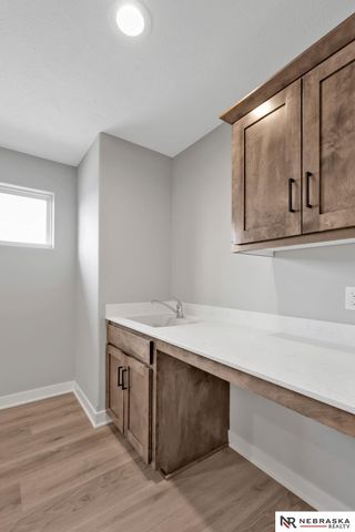 12359 Elk Ridge Circle, Papillion, NE 68046