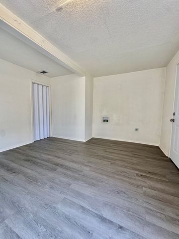 85 E 22nd Street, San Angelo, TX 76903