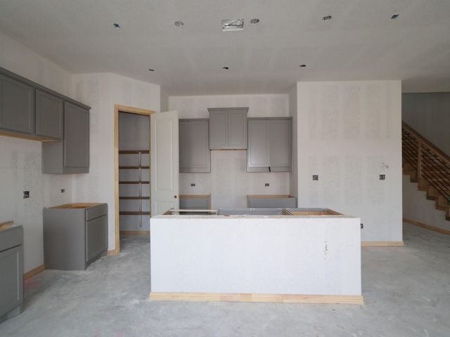 578 Darley Oak DR, Dripping Springs, TX 78620